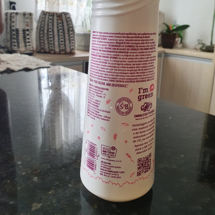 photo of Companhia Nacional de Alcool Limpador multiuso Vinagreen shared by @julirtavares on  01 May 2022 - review