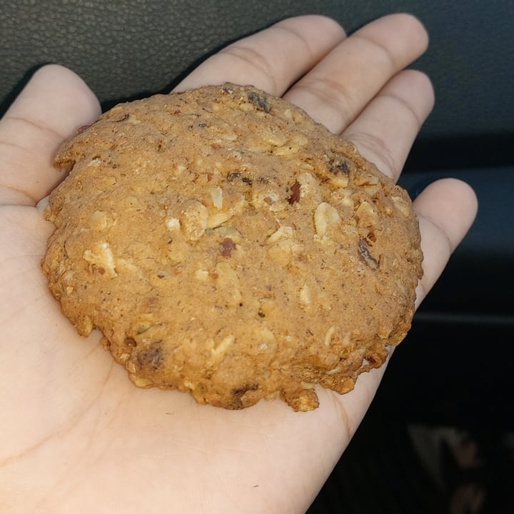 photo of La Oliva galletas Galleta de Avena con Trozos de Plátano Deshidratado (Plátano y nuez) shared by @prengreesh on  13 Nov 2021 - review