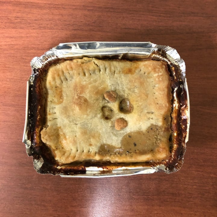 photo of Modern Love Seitan Pot Pie shared by @ariaoreo on  06 Feb 2021 - review