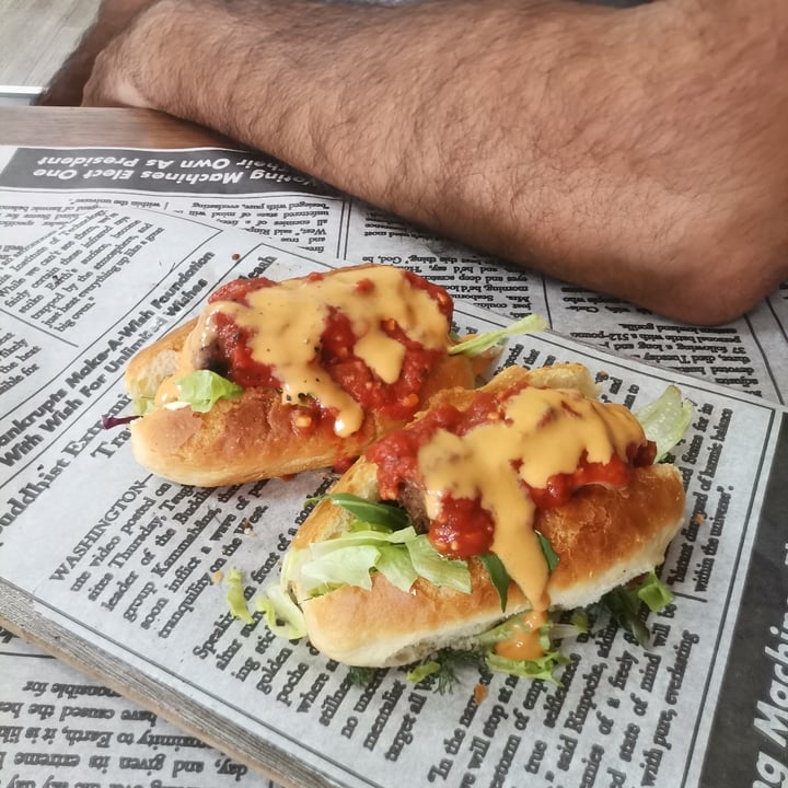 photo of Vegan Streetfood Deli - Obs Vegan Streetfood Hot Dawg shared by @vegmelly on  25 Mar 2022 - review