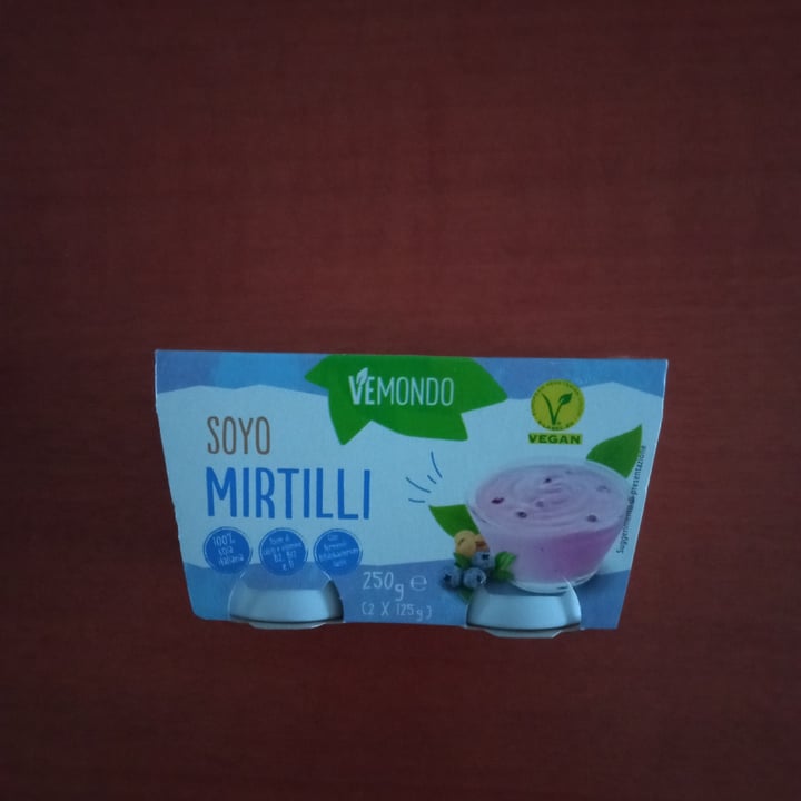 photo of Vemondo blueberry yogurt shared by @giusi4 on  21 Mar 2022 - review