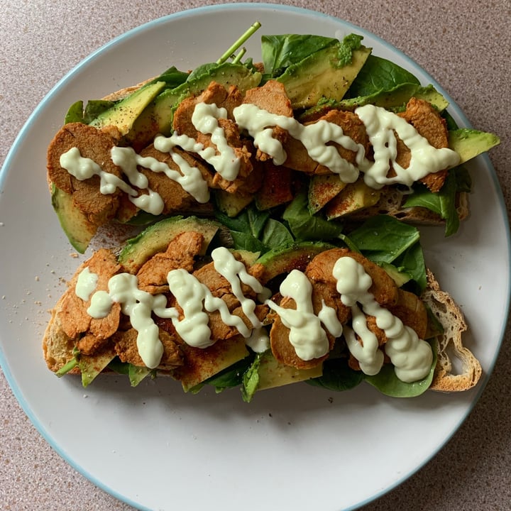 photo of Squeaky Bean Smokey BBQ Chicken Style Bites shared by @petermcgill on  15 Jun 2021 - review