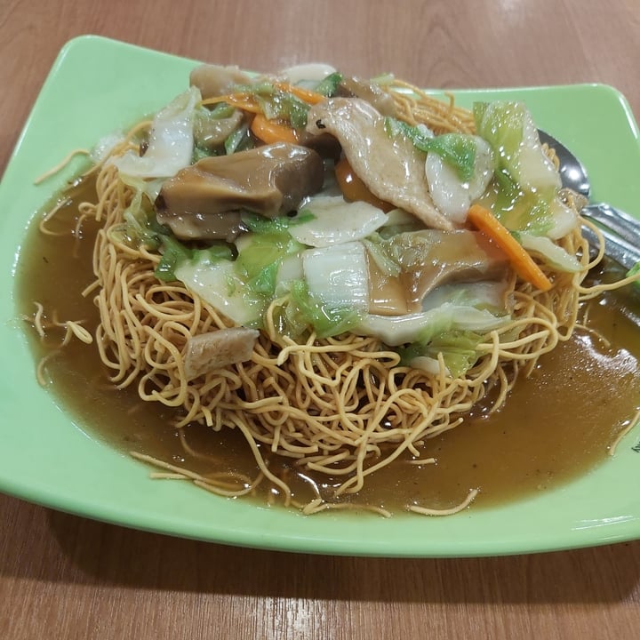 photo of eVeg Vegetarian Crispy Noodle shared by @redbeanz on  06 Feb 2021 - review