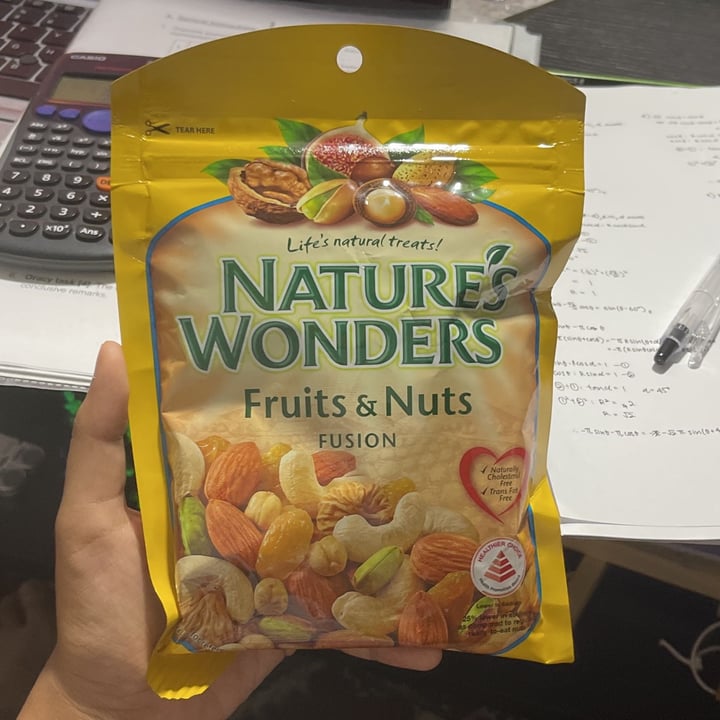 photo of Nature's Wonders Fruits and Nuts Fusion shared by @shello on  27 Jan 2022 - review
