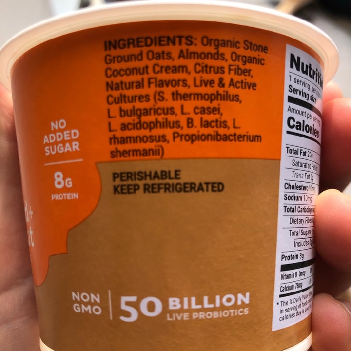 photo of Dahlicious Oat + Almond + Coconut Non-Dairy Yogurt - Vanilla shared by @smallbird on  17 Jun 2021 - review