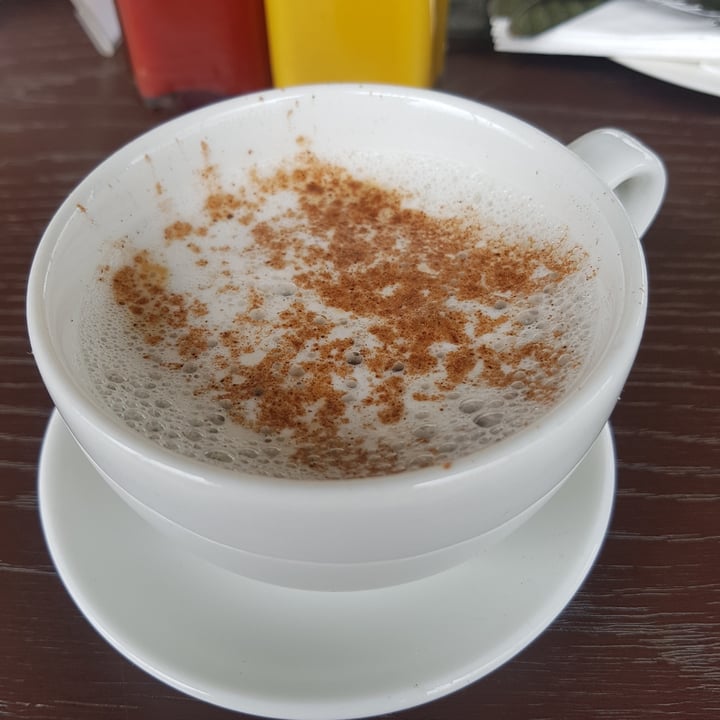 photo of Asher's Corner Cafe @ Ashers Farm Sanctuary Beyond Burger shared by @ornitho28 on  21 Nov 2021 - review