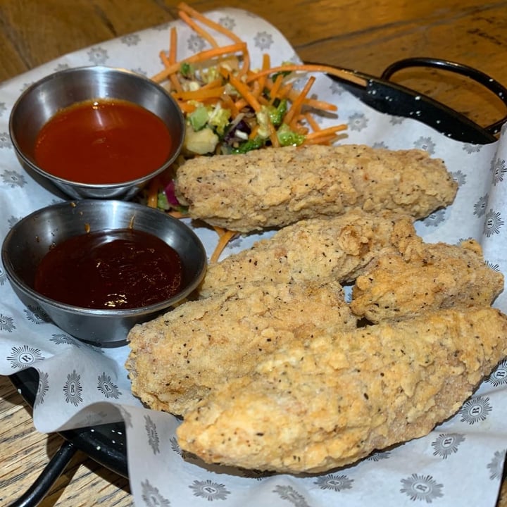 photo of Revolution Bristol Vegan Chicken strips shared by @tegan-the-vegan on  15 Jan 2022 - review