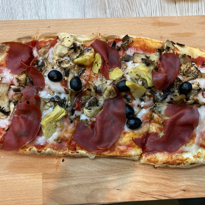 photo of Al Pachino Quattro stagioni Vegan shared by @manekineko on  19 Jun 2022 - review