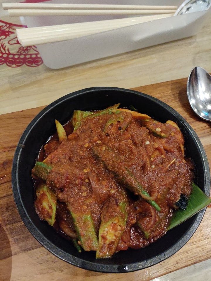 photo of Loving Hut Nonya Assam Fillet Rice Set shared by @hownowbrownkow on  18 Mar 2019 - review