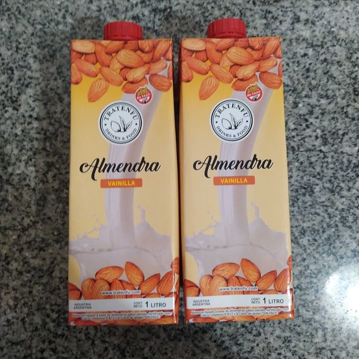 photo of Tratenfu Leche de Almendras Vainilla shared by @romibaranda on  01 Jun 2022 - review