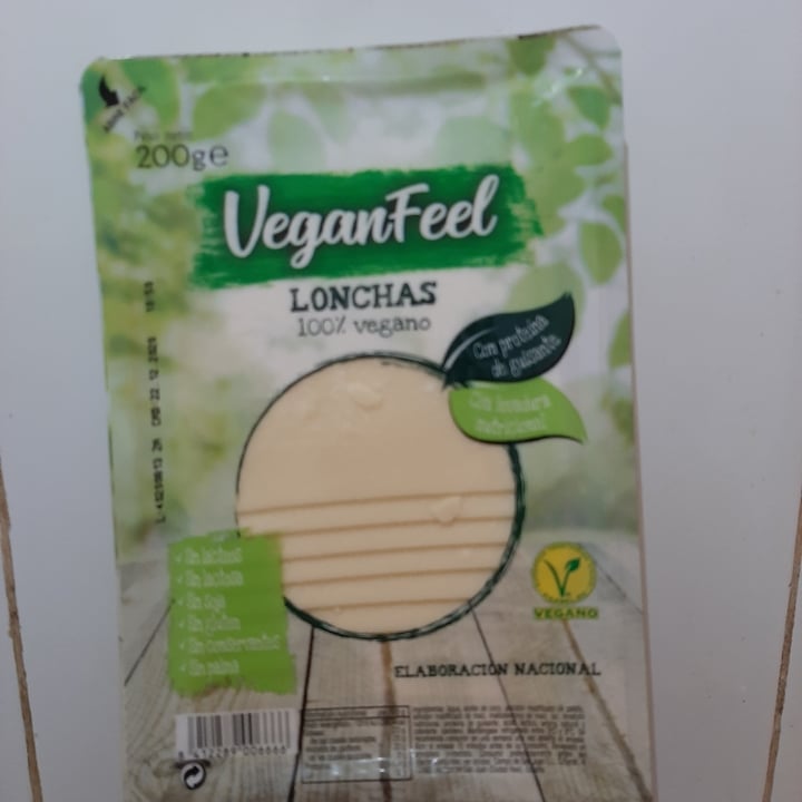 photo of Vegan Feel Lonchas 100% Veganas Queso shared by @thebosc on  13 Oct 2020 - review