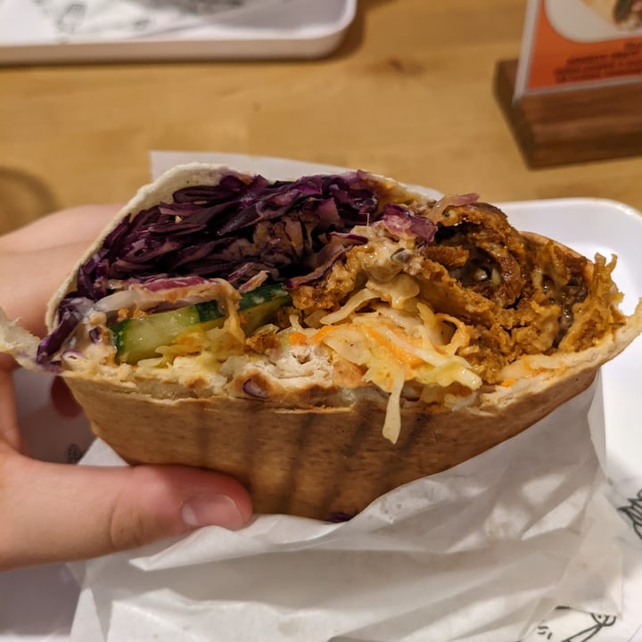 photo of Krowarzywa Vegan Burger Polish Kebab shared by @justynek on  16 Jul 2022 - review