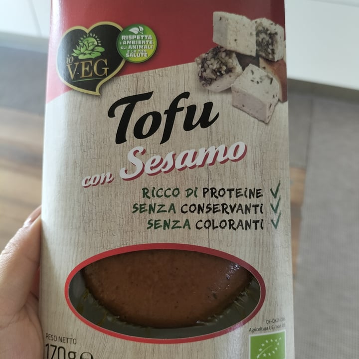 photo of ioVEG tofu al sesamo shared by @cinciallegra on  06 Jun 2022 - review