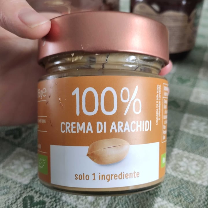 photo of Euro Company food for change Burro d'arachidi 100% Bio shared by @giulisac on  15 Mar 2022 - review