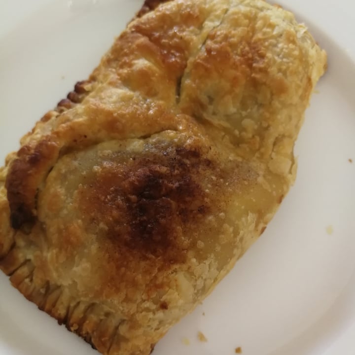 photo of The Fussy Vegan Apple Pie shared by @yuyubunny on  09 Sep 2021 - review