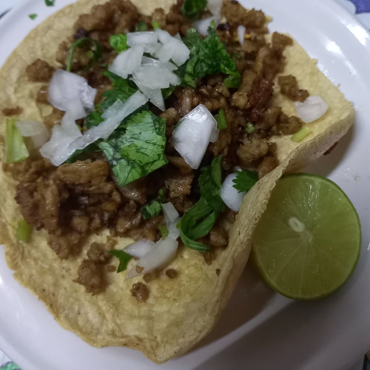 photo of VG PIZZA Tacos De Carnitas shared by @yessimayorga1 on  19 Apr 2022 - review