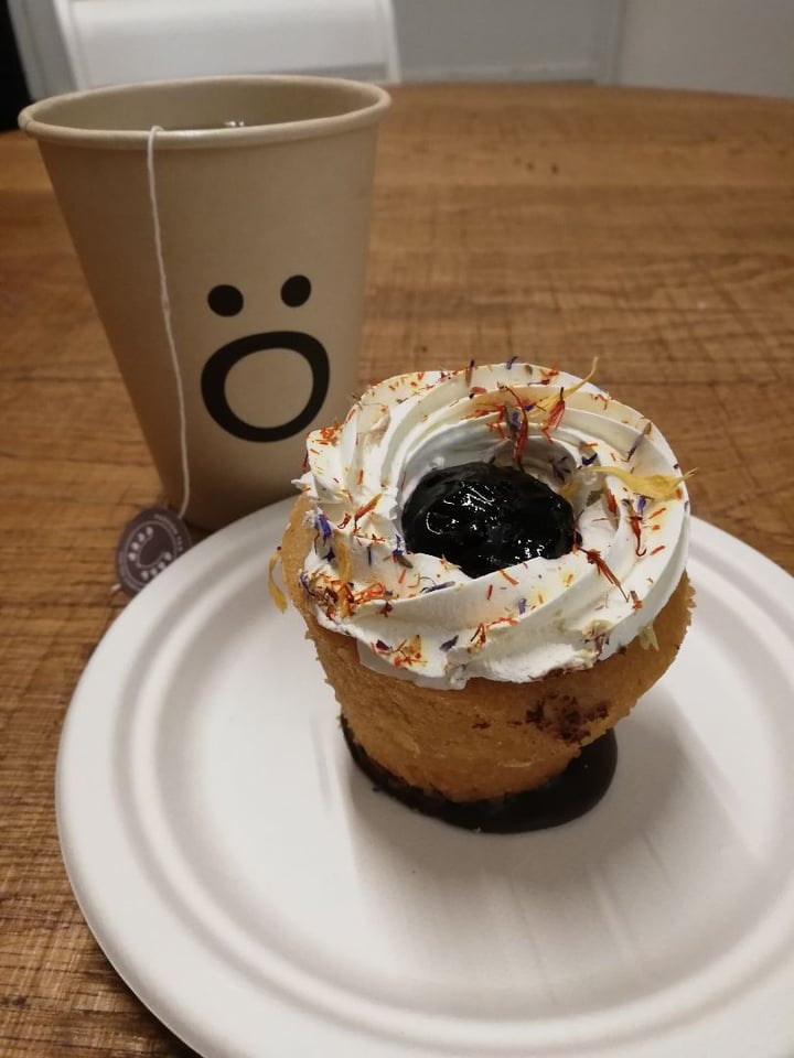 review photo of Chök The Chocolate Kitchen Vegan Blueberry Muffin shared by @nanalaf on 25 Jan 2020 - review