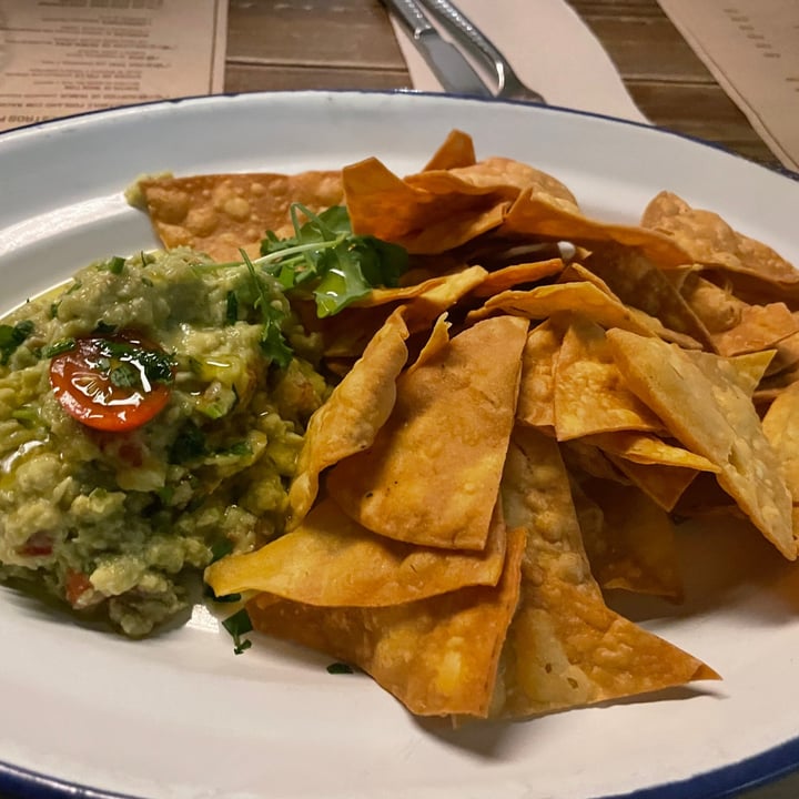 photo of Barlovento Guacamole shared by @ggj on  12 Sep 2021 - review