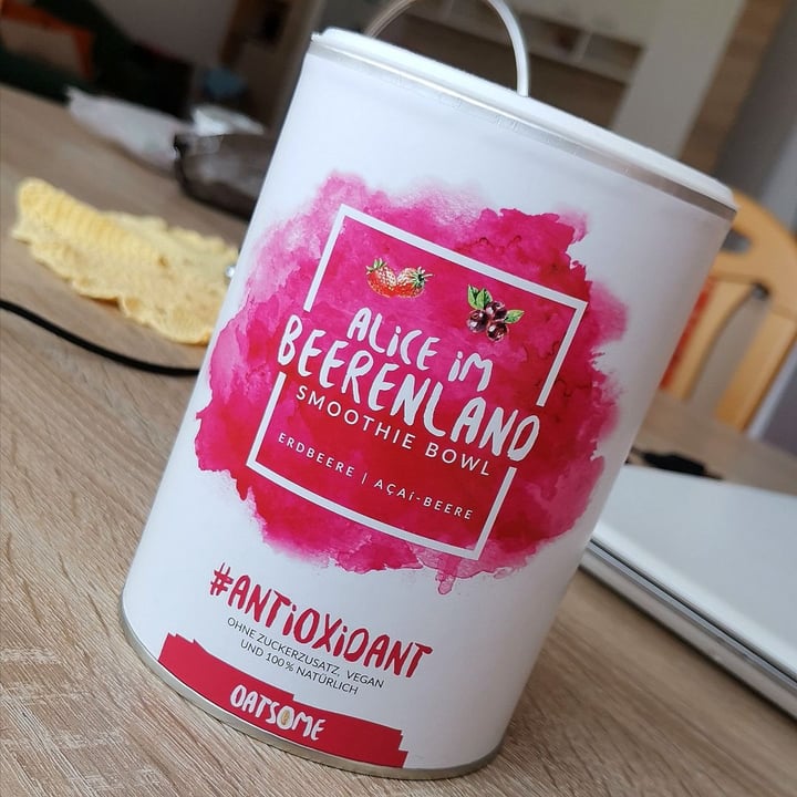 review photo of Oatsome Smoothie Bowls Alice Im Beerenland shared by @makeitcount on 22 Aug 2020 - review
