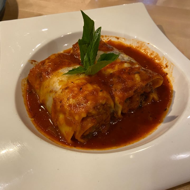 photo of Willow Vegan Bistro Eggplant Lasagna shared by @beatrizvegan on  10 Oct 2021 - review