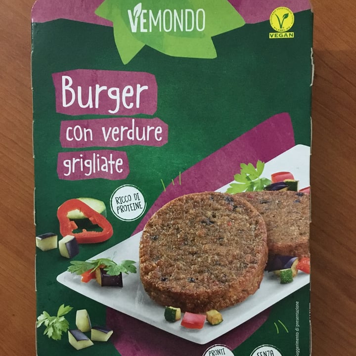 photo of Vemondo Burger con Verdure Grigliate shared by @vallentina0 on  09 Jan 2022 - review