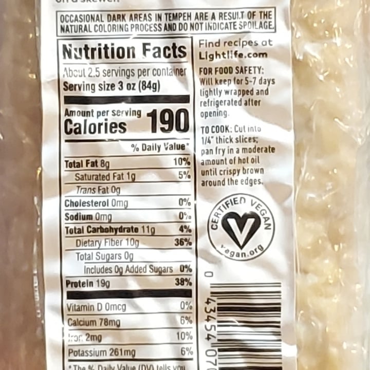 photo of Lightlife Organic three grain tempeh shared by @brtjohns on  09 Sep 2021 - review
