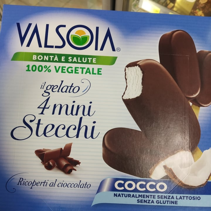photo of Valsoia 4 mini stecchi al cocco shared by @treni90 on  26 Nov 2021 - review