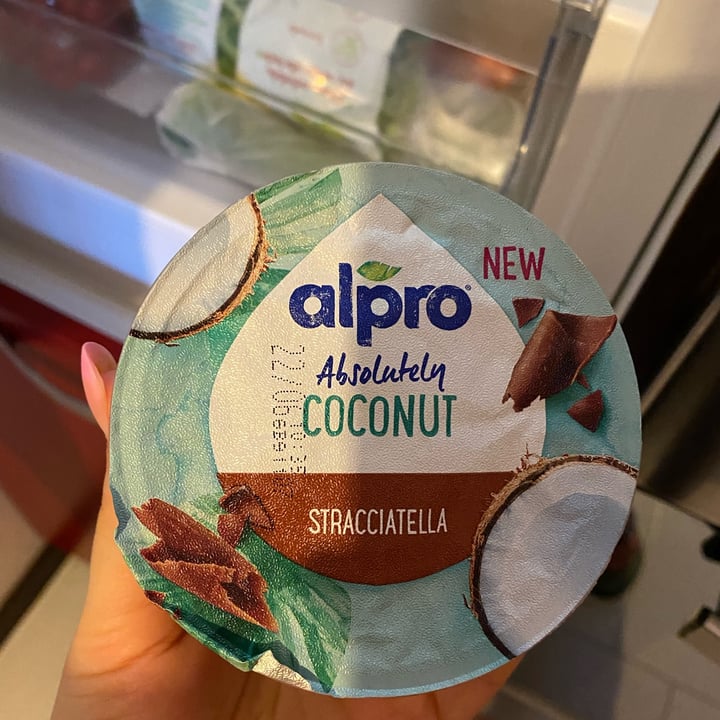 photo of Alpro Absolutely Coconut Stracciatella shared by @serenonaa on  23 Jul 2022 - review