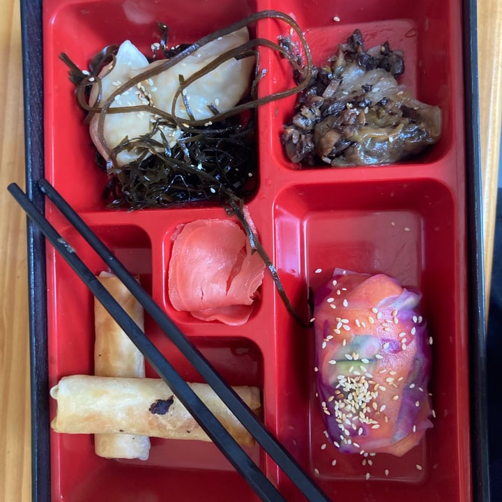 photo of Pure Café Asian Bento Box shared by @pollyberlin on  07 Feb 2022 - review