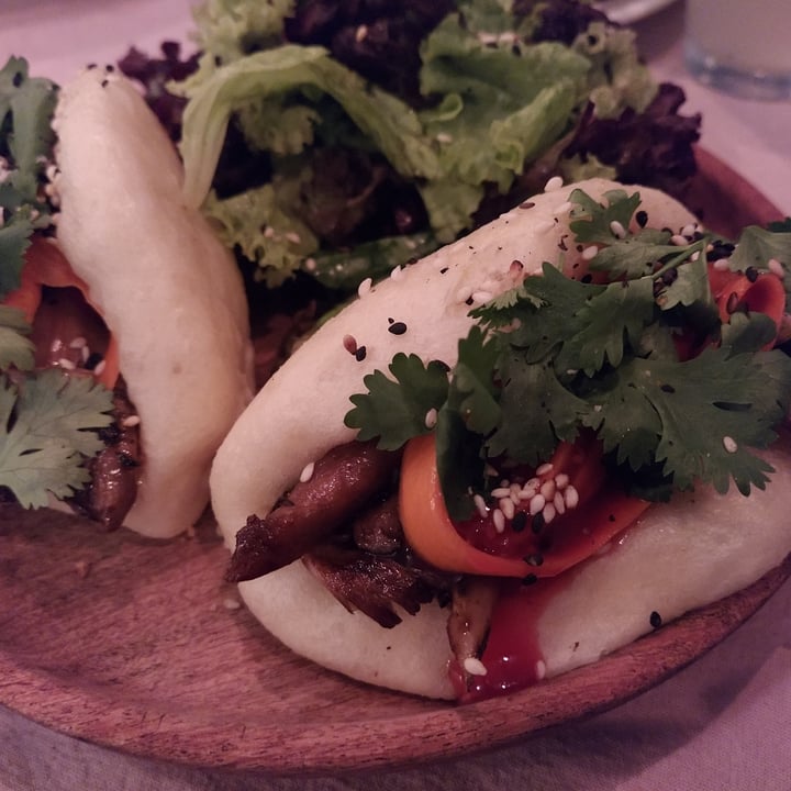 review photo of MOLA Bao de girgolas shared by @anife on 05 Aug 2020 - review