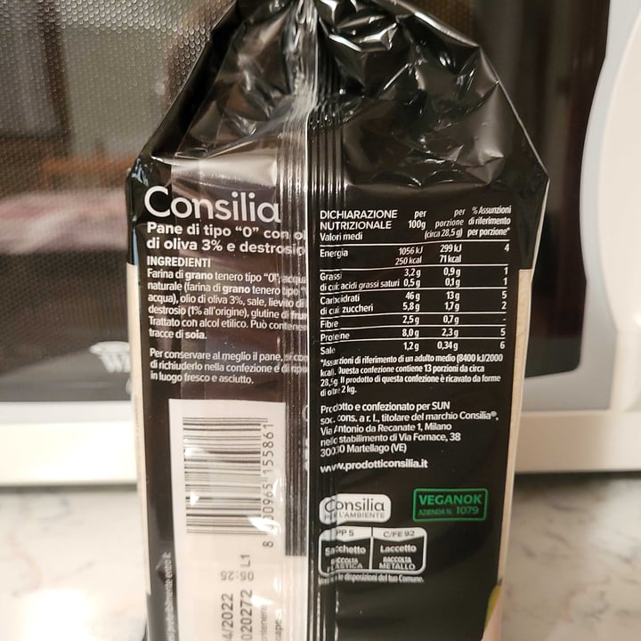 review photo of Consilia Pane tramezzino senza crosta shared by @camillamm on 14 Feb 2022 - review
