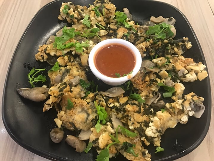 photo of Saute Sushi Oyster omelette shared by @gohanna20 on  16 Sep 2018 - review