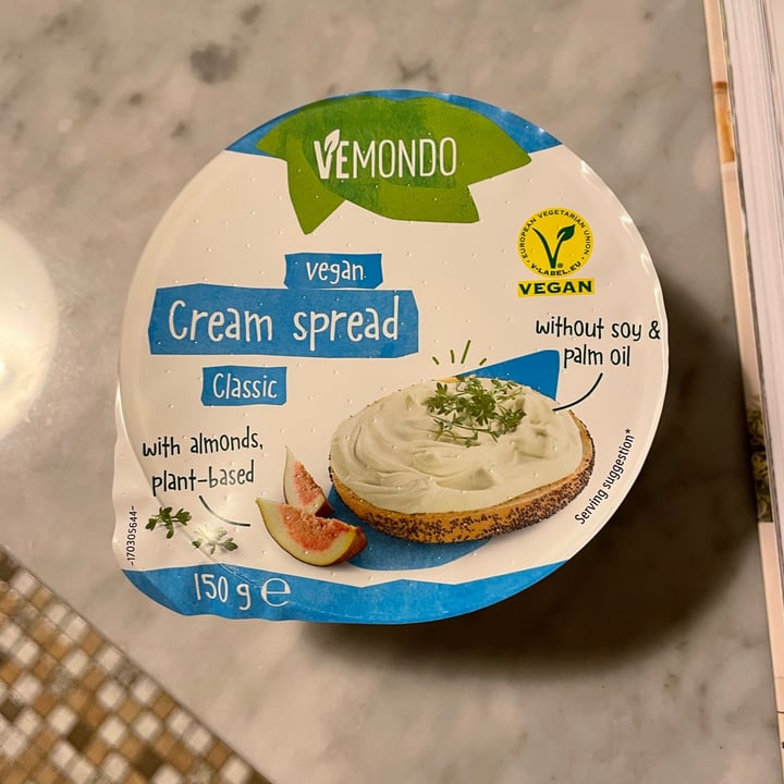 photo of Vemondo Cream cheese shared by @bfranceschiello on  04 Apr 2022 - review