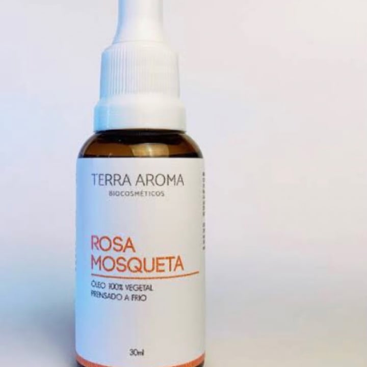 photo of Terra aroma biocosméticos Óleo De Rosa Mosqueta shared by @anarosabrazil on  13 May 2022 - review