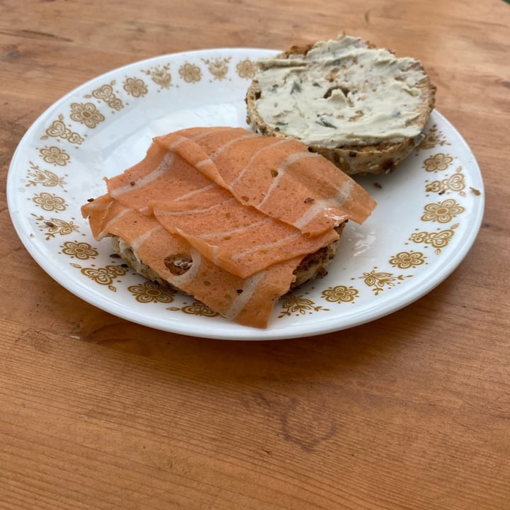 photo of Sophie's Kitchen Vegan Smoked Salmon shared by @knorthway on  12 Mar 2022 - review