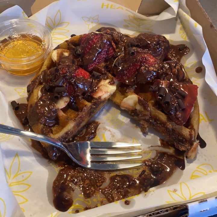 review photo of HEAL Wellness Newtella Waffle shared by @wishbat on 02 Jun 2021 - review