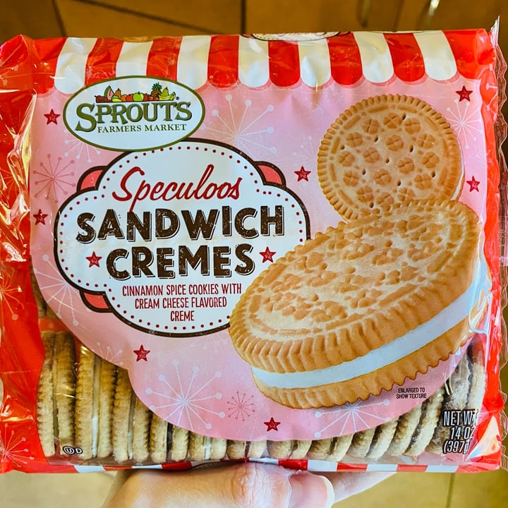 photo of Sprouts Farmers Market Speculoos Sandwich Cremes shared by @beckyyy on  29 Nov 2022 - review