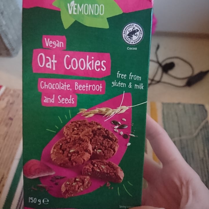 photo of Vemondo Vegan Oat Cookies Chocolate, Beetroot and Seeds shared by @heidiio on  01 Feb 2022 - review