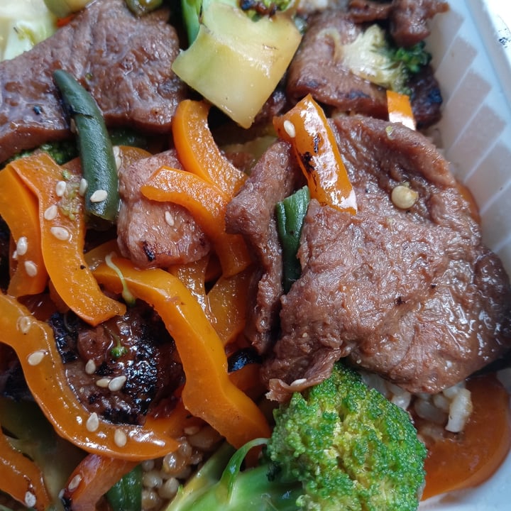 photo of Loving Hut Peppersteaks shared by @thuggishalien on  14 May 2021 - review