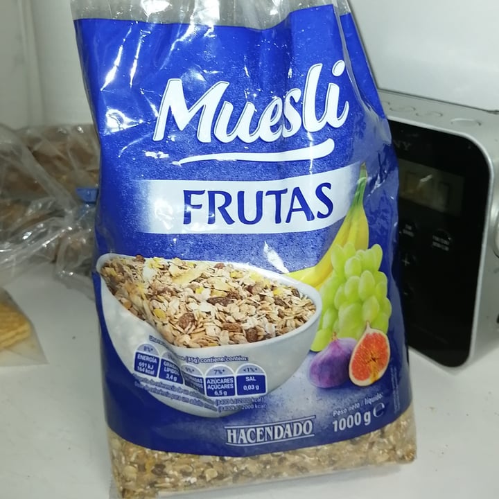 photo of Hacendado Muesli Con Fruta shared by @greeningg on  11 Nov 2020 - review