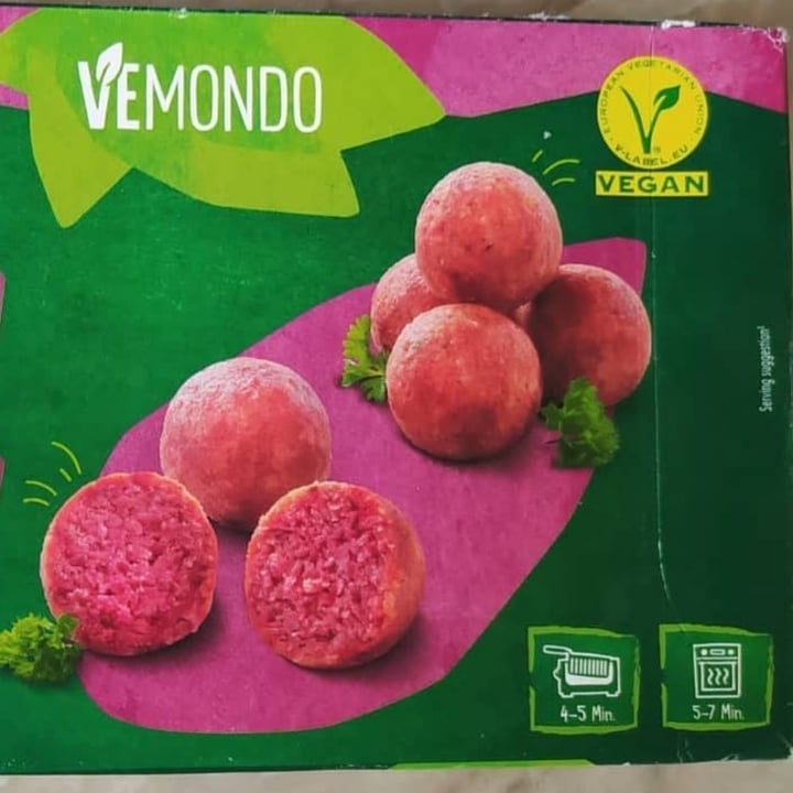 photo of Vemondo Falafel alla barbabietola shared by @karolveg on  15 Dec 2021 - review