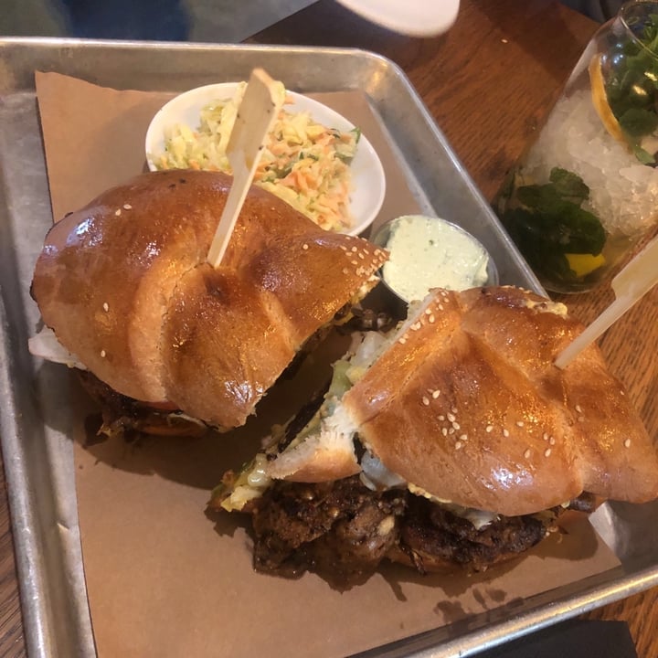 review photo of 416 (Four One Six) כריך רוסטביף shared by @maymeital2 on 08 Feb 2020 - review