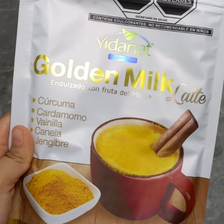 photo of Vidanat Golden Milk Late shared by @yessimayorga1 on  30 Jun 2022 - review