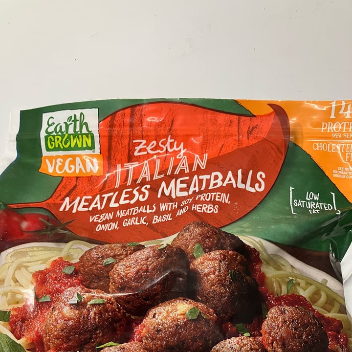 review photo of Earth Grown Zesty Italian Meatless Meatballs shared by @sininho on 09 Jun 2022 - review