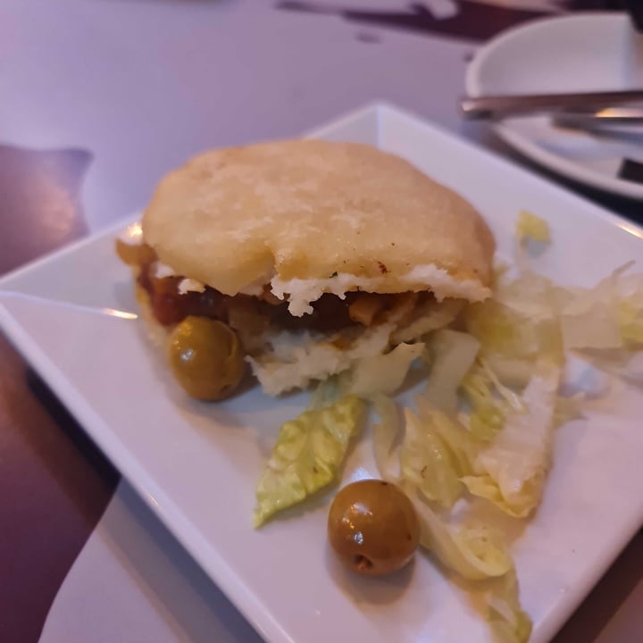 review photo of Vintage54 Arepa shared by @rkl on 21 May 2022 - review