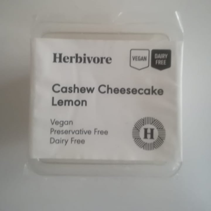 photo of Herbivore Cashew Cheesecake Lemon shared by @therealclarebear on  09 Aug 2020 - review