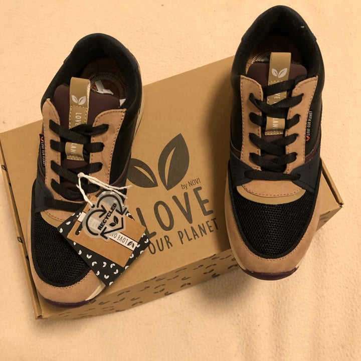 photo of Love Our Planet Love Our Planet Shoes shared by @rossrebel on  08 Jul 2022 - review