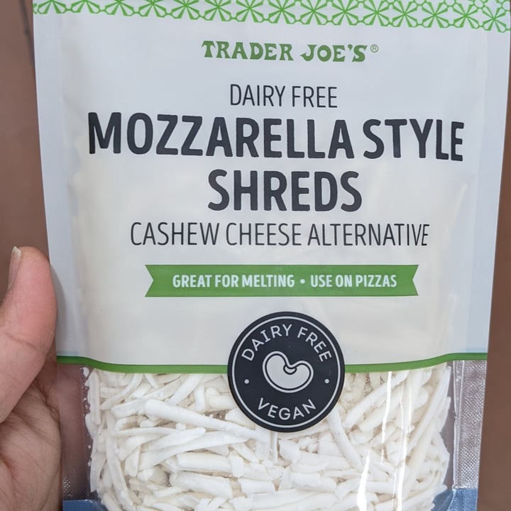 photo of Trader Joe's Dairy Free Mozzarella Style Shreds shared by @bcdguru on  23 Jan 2022 - review