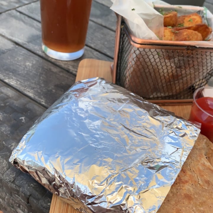 photo of El Veggie SV Burrito Vegano shared by @sophiaesp8 on  27 Jul 2021 - review