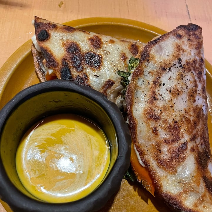 photo of Oleada Plant Based Quesadilla Green shared by @caroesti on  26 Jan 2022 - review